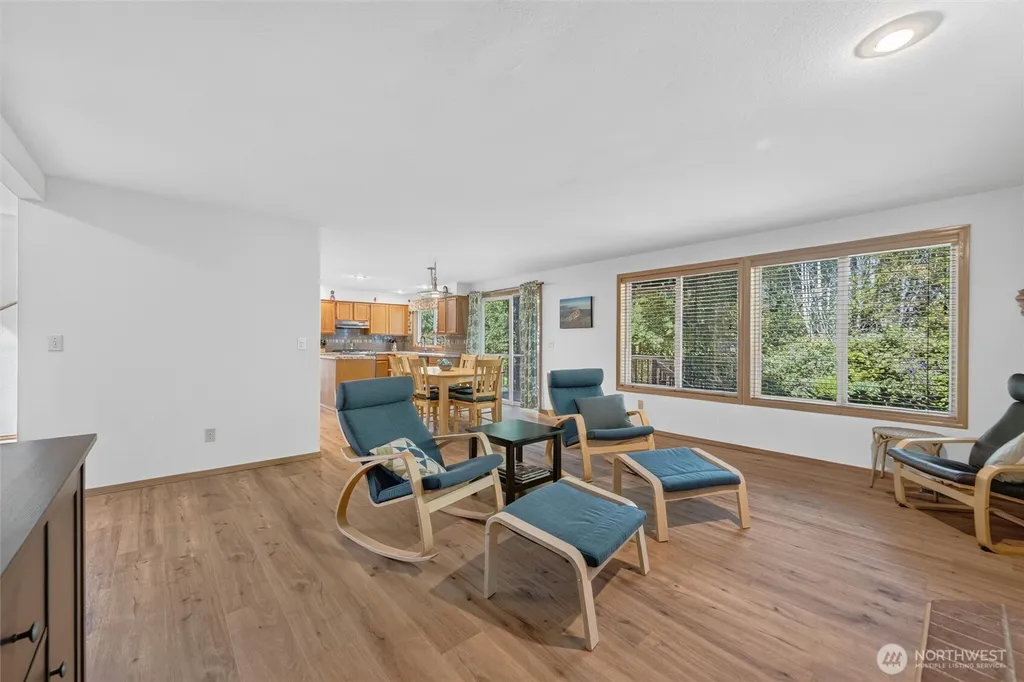 7813 73rd Place NE Marysville WA 98270