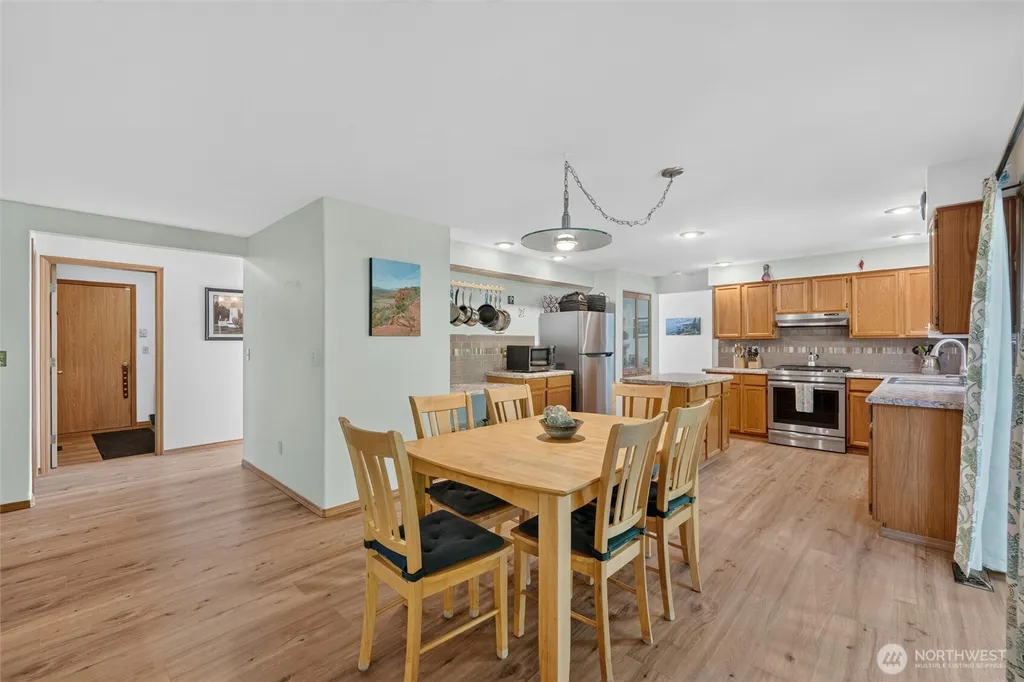 7813 73rd Place NE Marysville WA 98270