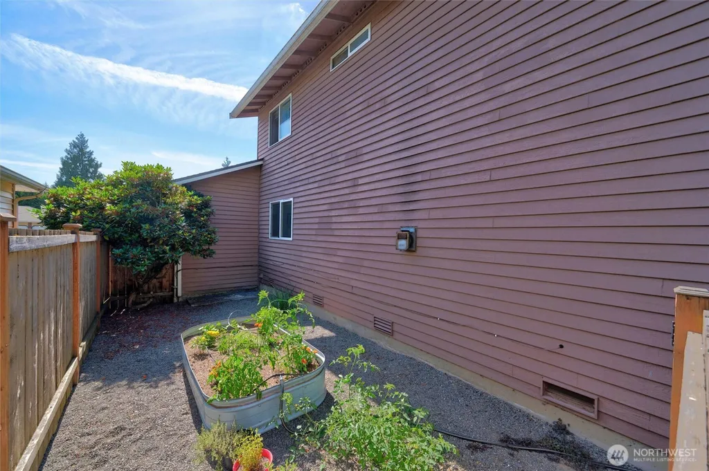 7813 73rd Place NE Marysville WA 98270