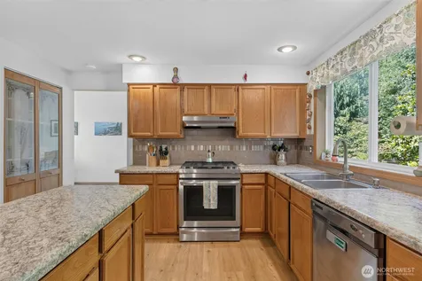7813 73rd Place NE Marysville WA 98270