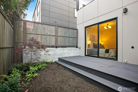 5053 35th Avenue SW Seattle WA 98126