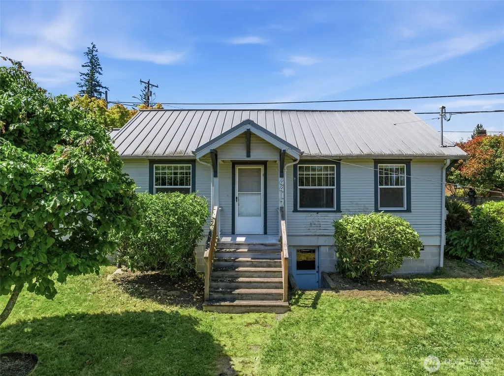 4417 Seahurst Avenue Everett WA 98203