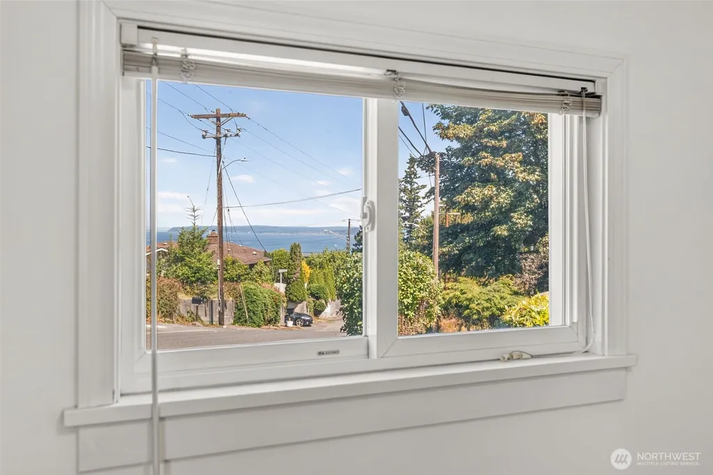 4417 Seahurst Avenue Everett WA 98203