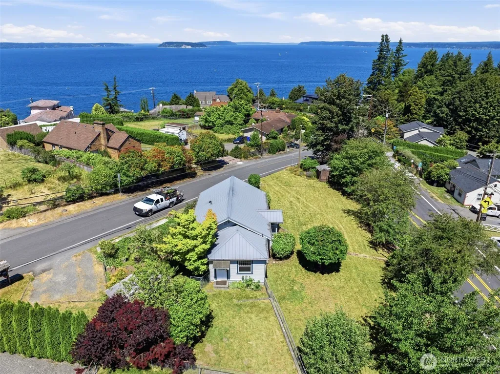 4417 Seahurst Avenue Everett WA 98203
