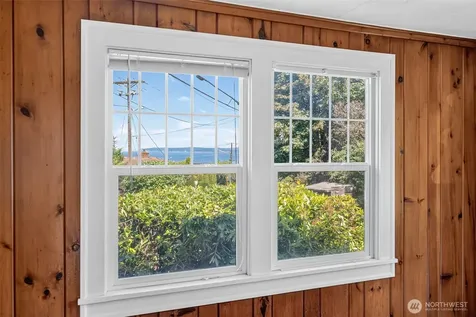 4417 Seahurst Avenue Everett WA 98203