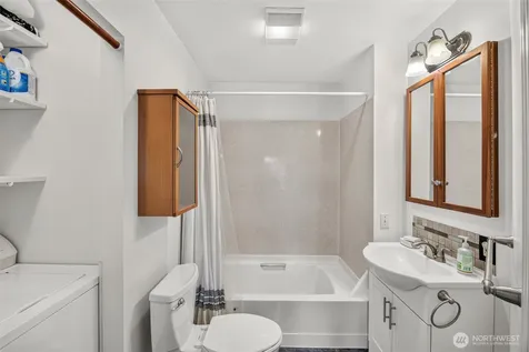 4417 Seahurst Avenue Everett WA 98203