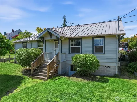 4417 Seahurst Avenue Everett WA 98203
