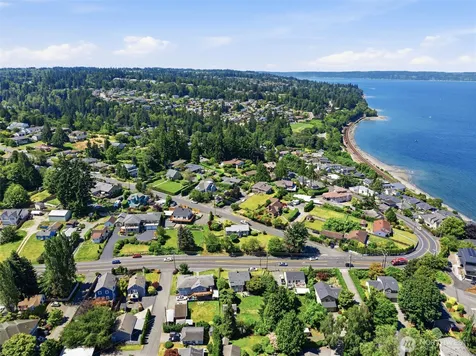 4417 Seahurst Avenue Everett WA 98203