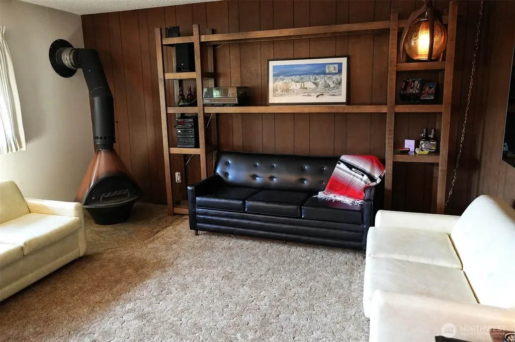 220 Tanner Way Snoqualmie Pass WA 98068