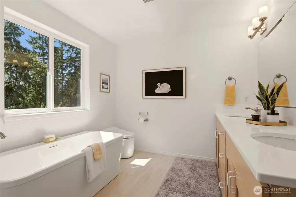 14739 SE 39th Street Bellevue WA 98006