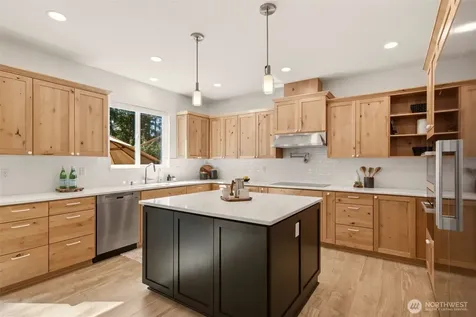 14739 SE 39th Street Bellevue WA 98006