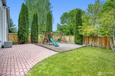 24218 SE 9th Street Sammamish WA 98075