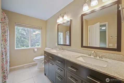 24218 SE 9th Street Sammamish WA 98075