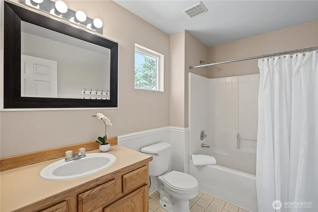 2292 Palisade Boulevard Dupont WA 98327