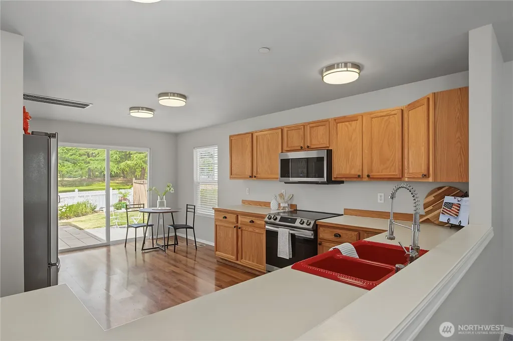 2292 Palisade Boulevard Dupont WA 98327