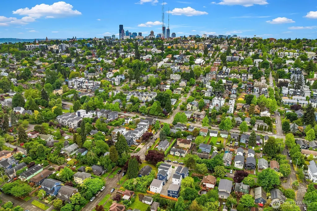 106 29th Avenue E Seattle WA 98112
