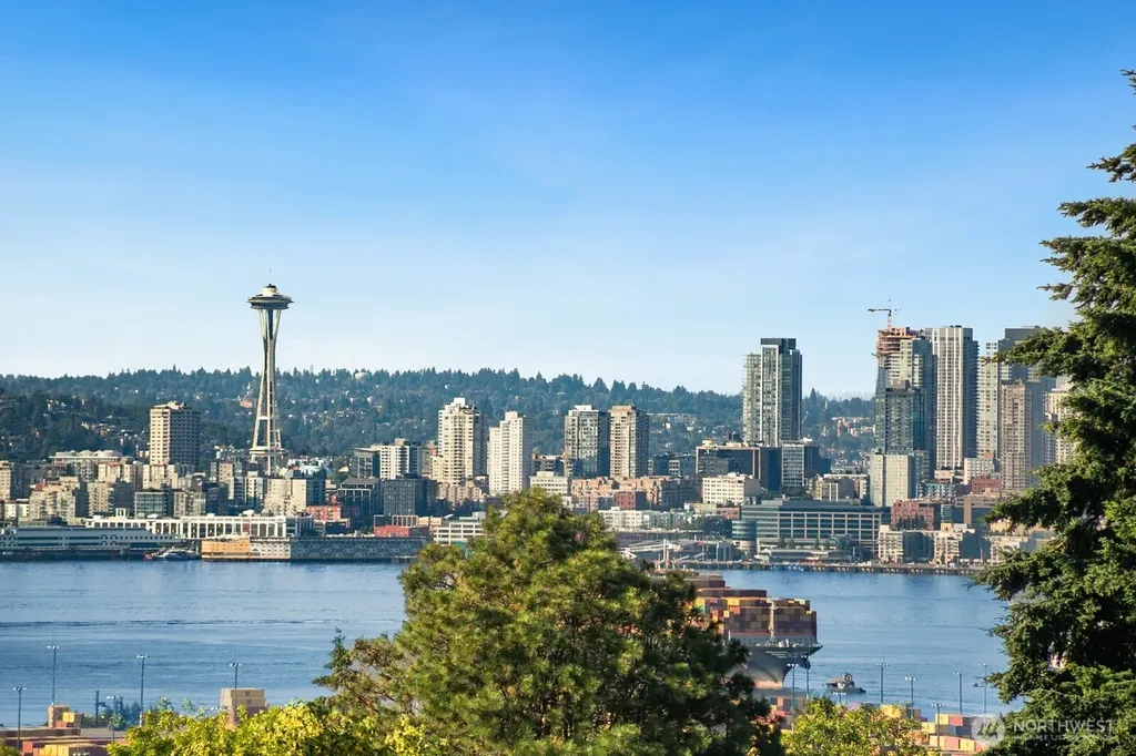 5053 35th Avenue SW Seattle WA 98126