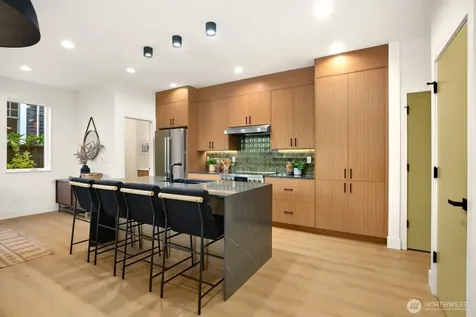 5053 35th Avenue SW Seattle WA 98126