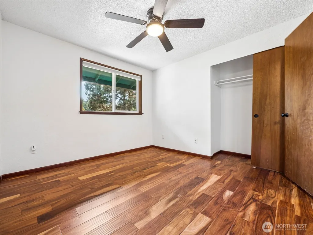 4109 60th Street Ct E Tacoma WA 98443