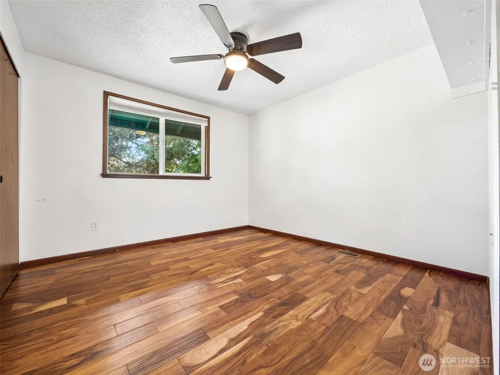 4109 60th Street Ct E Tacoma WA 98443