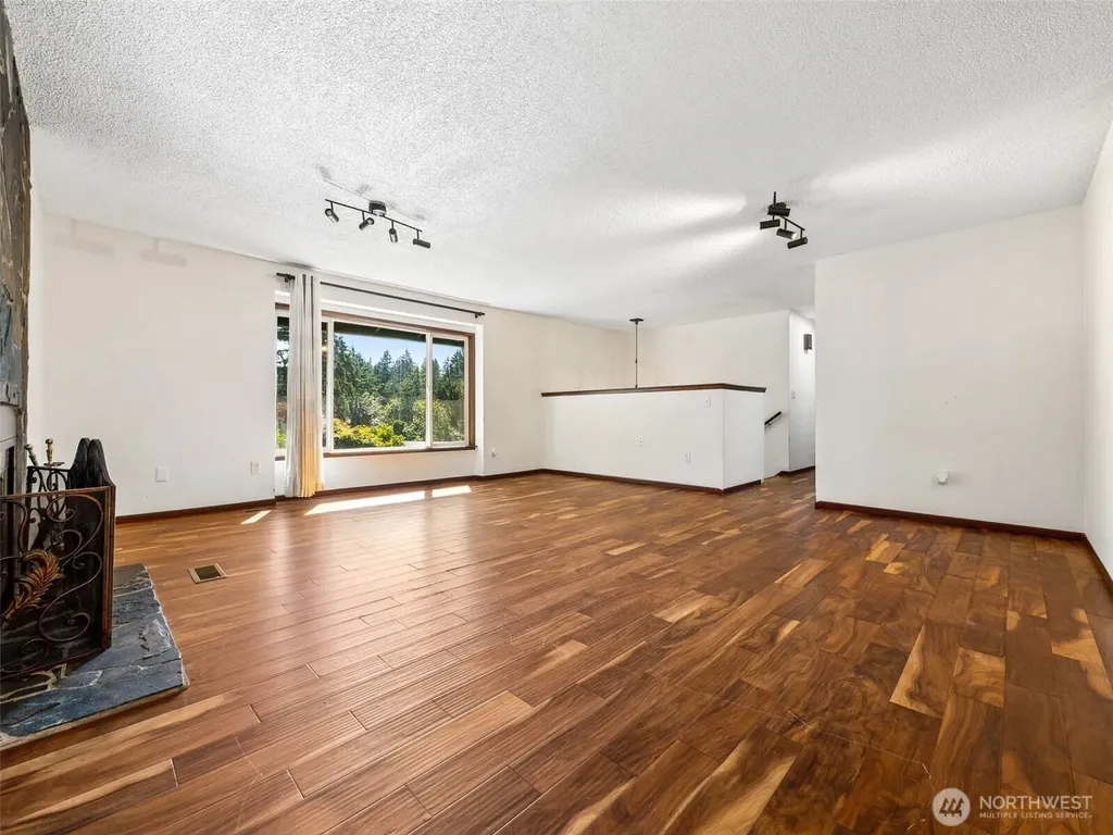 4109 60th Street Ct E Tacoma WA 98443