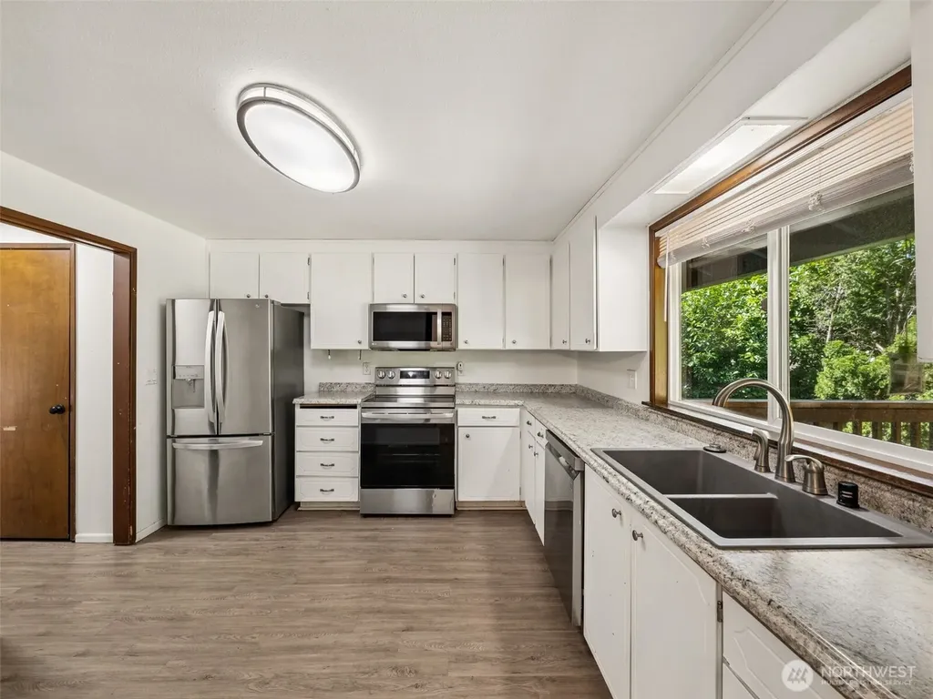 4109 60th Street Ct E Tacoma WA 98443
