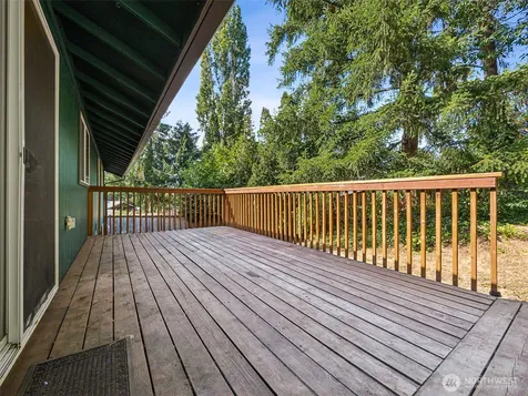 4109 60th Street Ct E Tacoma WA 98443