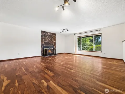 4109 60th Street Ct E Tacoma WA 98443