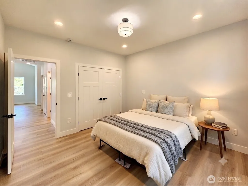 552 Sand Dune Avenue SW Ocean Shores WA 98569