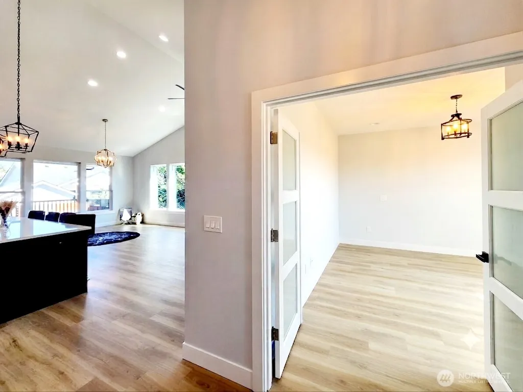 552 Sand Dune Avenue SW Ocean Shores WA 98569