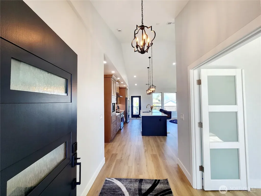 552 Sand Dune Avenue SW Ocean Shores WA 98569