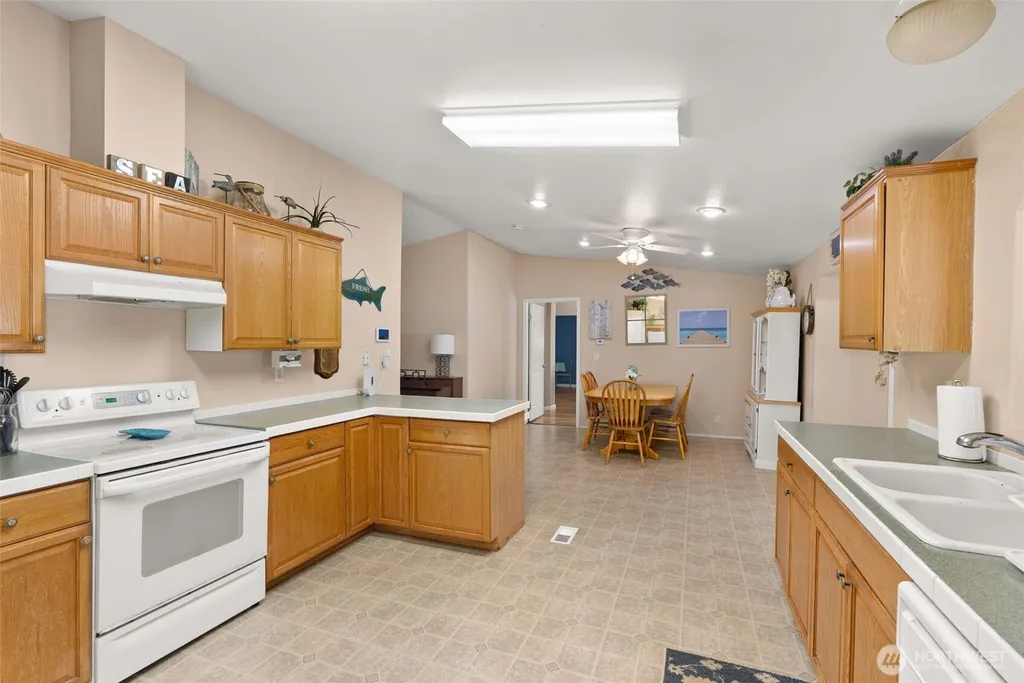 795 King Winlock WA 98596