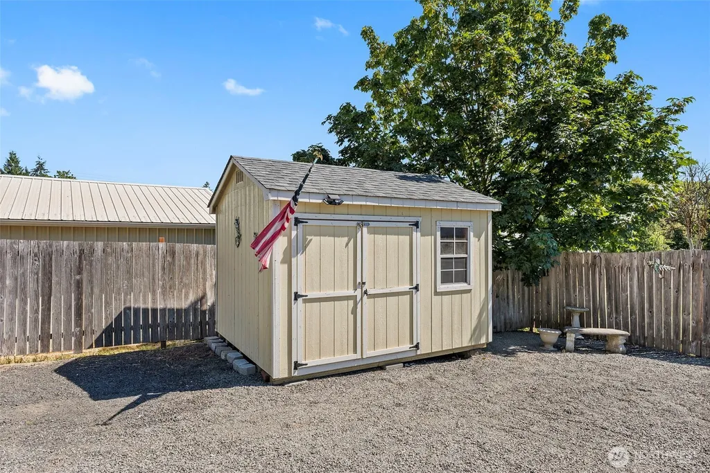 795 King Winlock WA 98596