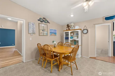795 King Winlock WA 98596