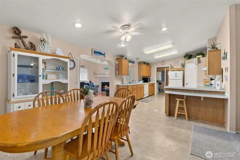 795 King Winlock WA 98596