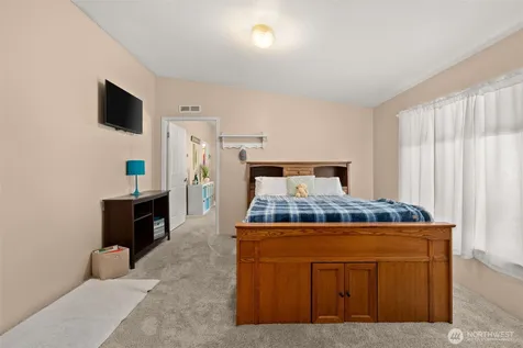 795 King Winlock WA 98596