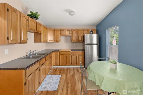 795 King Winlock WA 98596