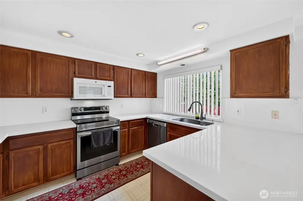 10124 SE 242nd Place Kent WA 98030
