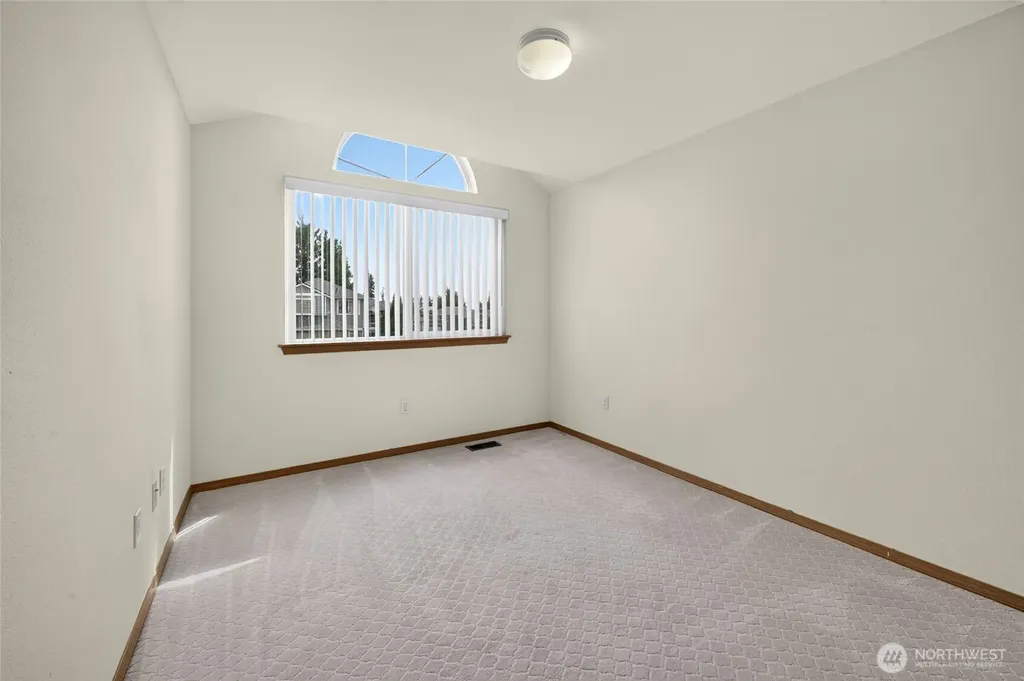 10124 SE 242nd Place Kent WA 98030