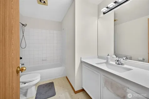 10124 SE 242nd Place Kent WA 98030