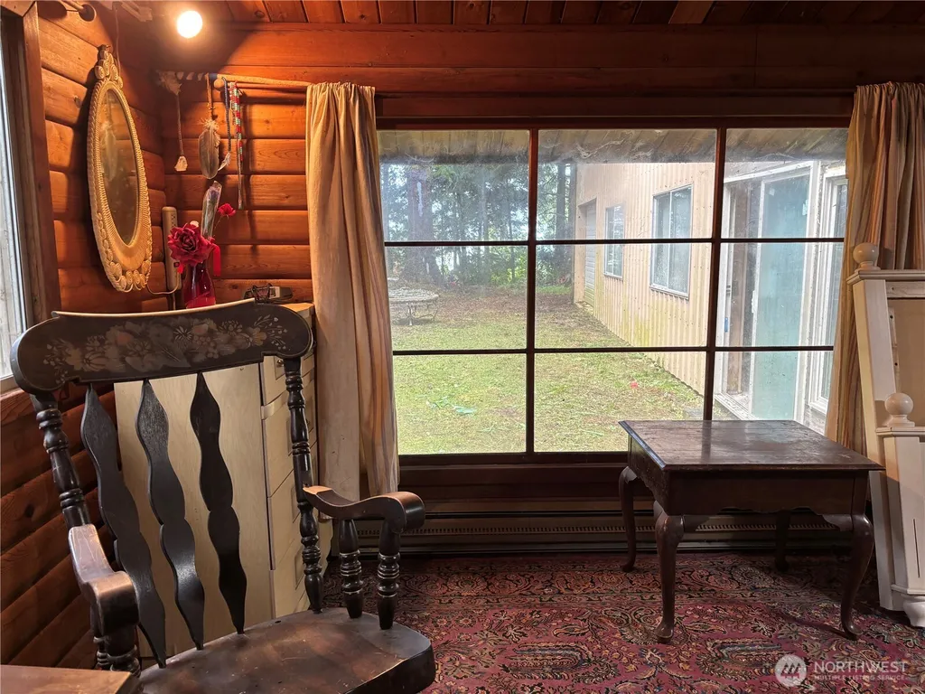33 Oceanview Drive N Taholah WA 98587