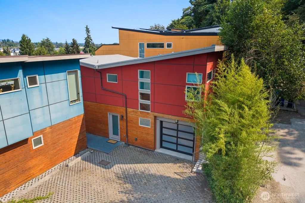 1536 Sturgus Avenue S Seattle WA 98144