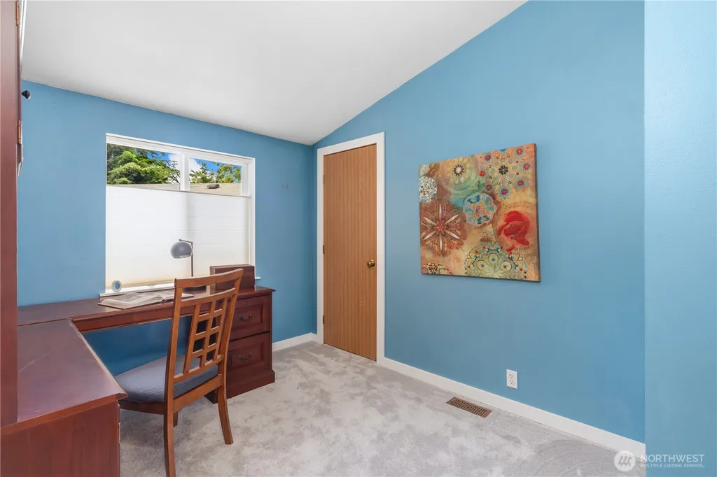 2364 Highland Loop Port Townsend WA 98368
