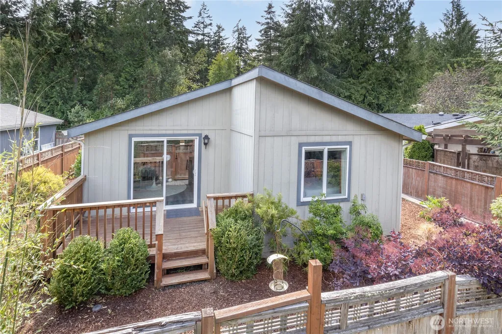 2364 Highland Loop Port Townsend WA 98368