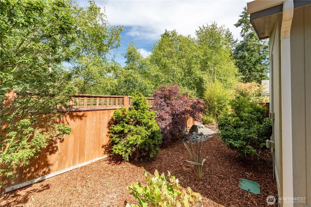 2364 Highland Loop Port Townsend WA 98368