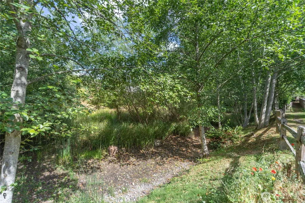 2364 Highland Loop Port Townsend WA 98368