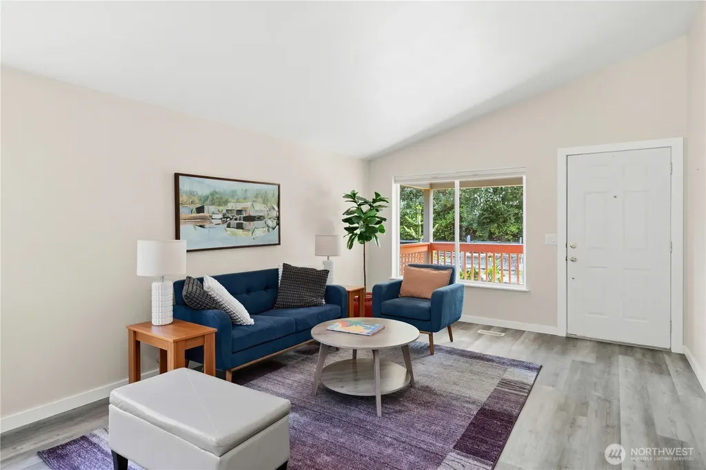 2364 Highland Loop Port Townsend WA 98368