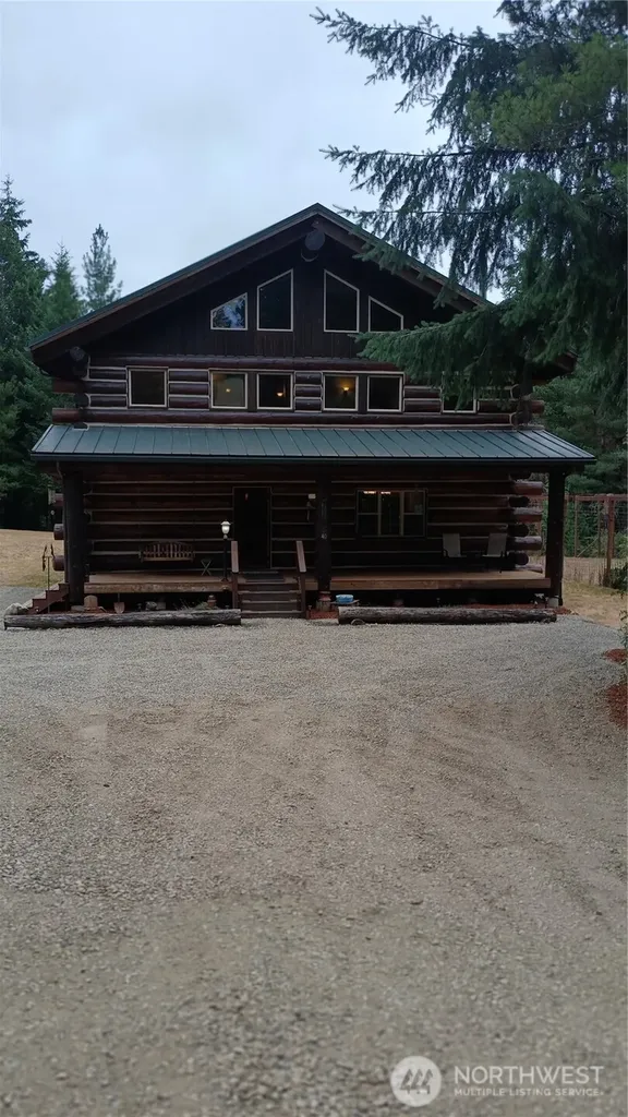 40 E Seahawks Way Belfair WA 98528