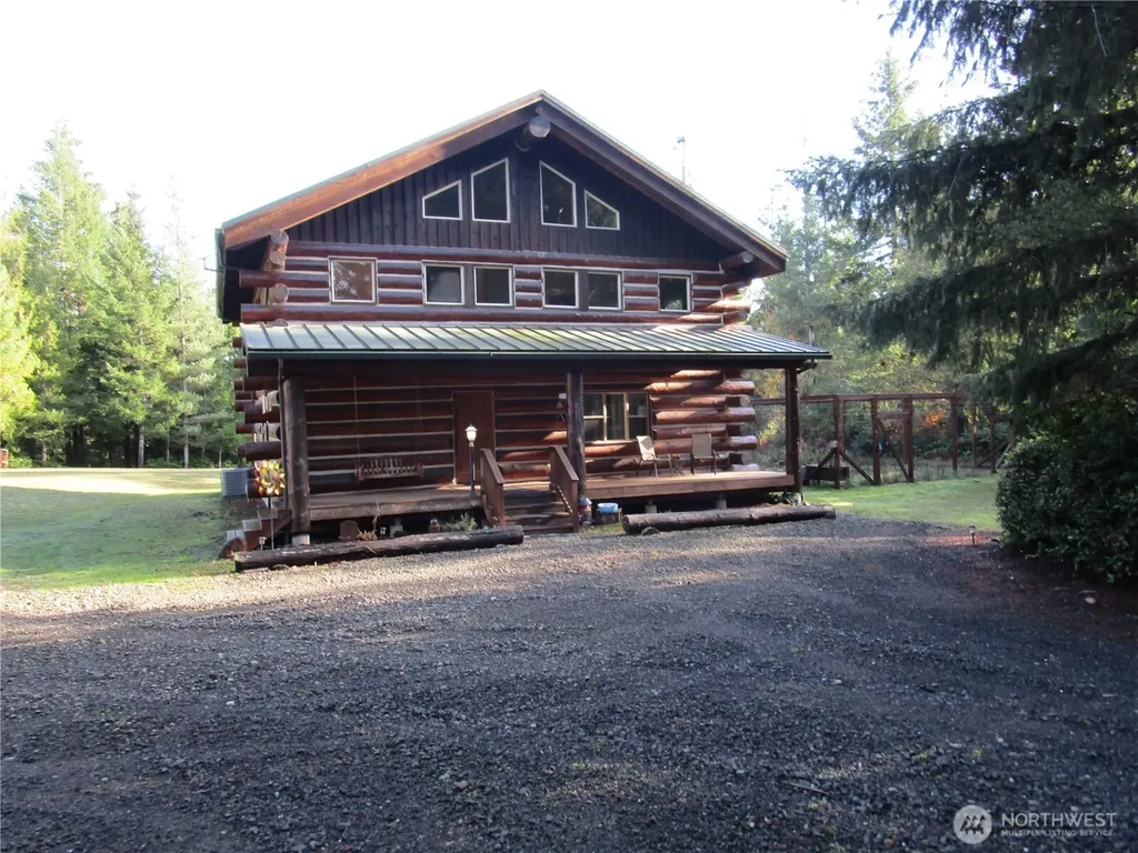 40 E Seahawks Way Belfair WA 98528