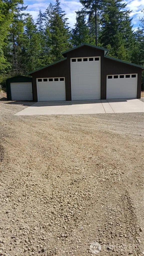 40 E Seahawks Way Belfair WA 98528